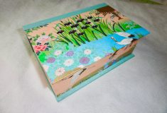 Two Compartment Box with Crane Paper