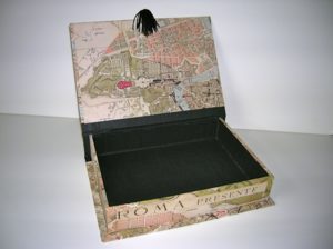 Rectangular Box with Rome Map Paper with Lid Open