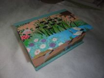 Two Compartment Box with Crane Paper