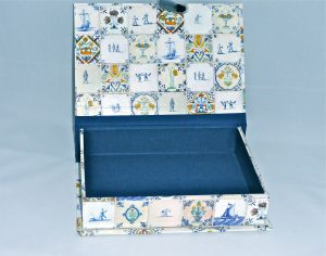 Rectangular Box with Dutch Tiles paper