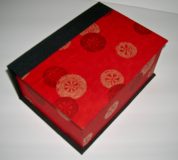 Square Box with Yuzen Golden Wheel Paper