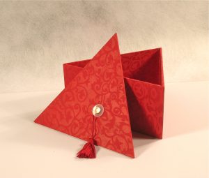 Triangular Box with Red Flowers & Vines paper from Nepal