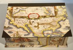Large Rectangular Box with Willem Blaue’s Americae Nova Tabula 1617 antique map