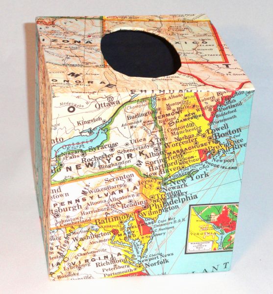 Tissue box cover with U.S. map paper