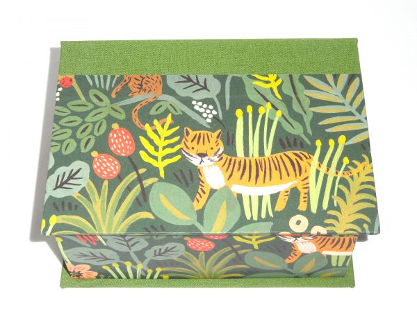 Square box with Tiger in the Jungle paper